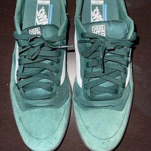 VANS Ave Pro Skate Shoes Pine/Clear